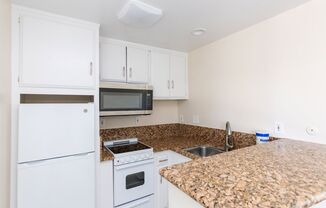 1 bed, 1 bath, 578 sqft, $2,150, Unit 36