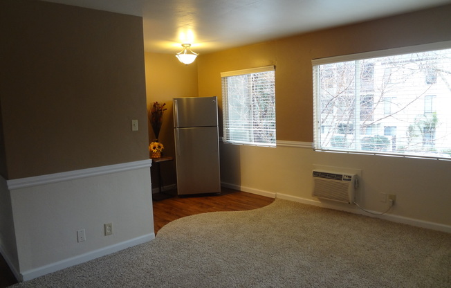 Studio, 1 bath, $1,450, Unit 212