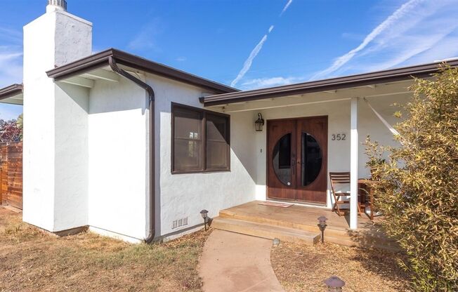352 Bonito Avenue