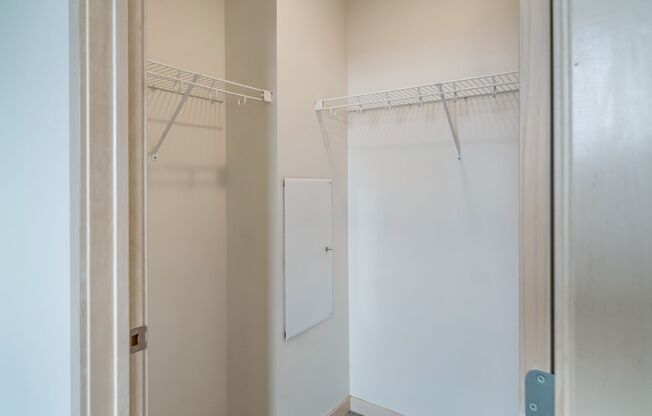 1 bed, 1 bath, 586 sqft, $1,835, Unit 0701