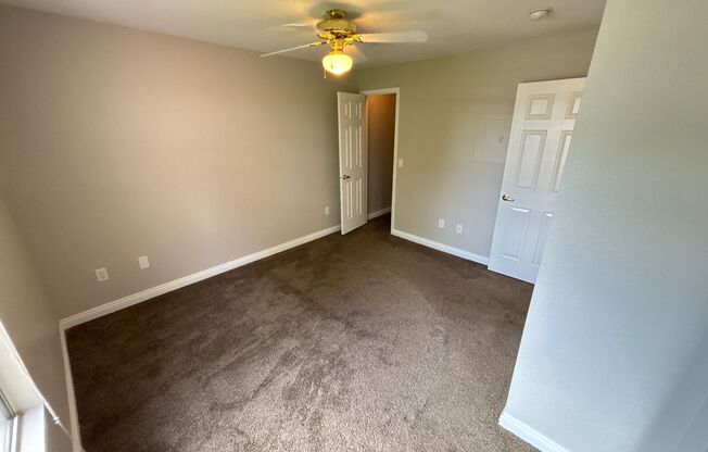1 bed, 1 bath, $1,295, Unit 124