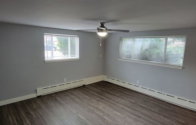 1 bed, 1 bath, 675 sqft, $1,195, Unit 14