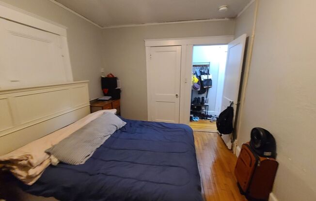 1 bed, 1 bath, $2,050