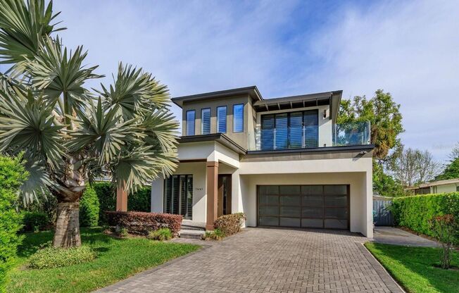 Modern Style Winter Park Home