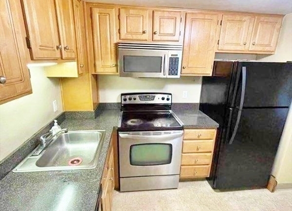 175 Quincy Shore Dr