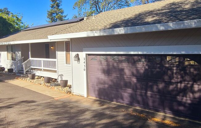 Gorgeous Single-Story Single-Family Home in Cameron Park! OPEN HOUSE 11/16/24 12 - 3!