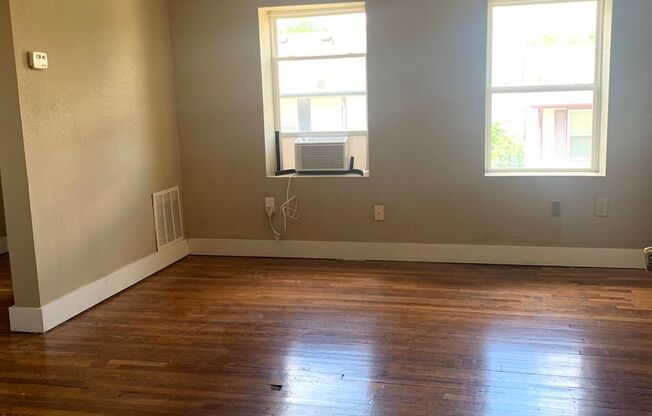 Studio, 1 bath, 450 sqft, $650, Unit 104