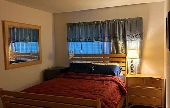 2 beds, 2 baths, $1,600, Unit # 3 J