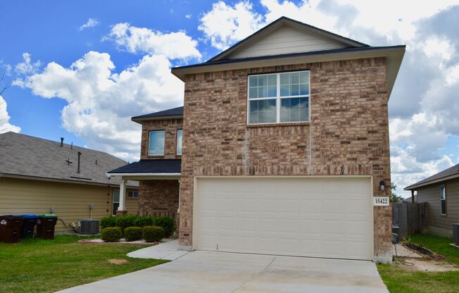 Beautiful 4 bed 2.5 bath off Potranco and 381!