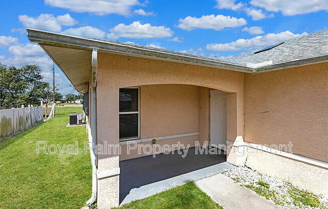 2130 NE 8 PL