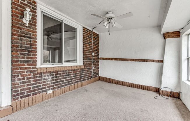 3 bedroom in Highland Park- Central Air!