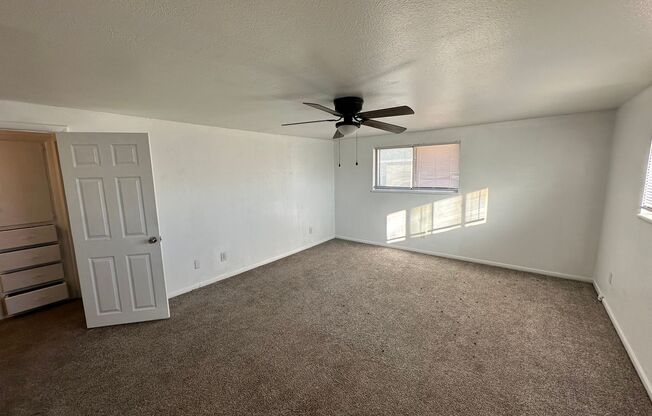 2 beds, 1 bath, $1,400