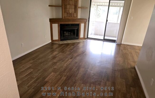 Large 1 bed with washer and dryer hookup