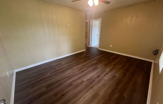 2 Bedroom 1 Bathroom Duplex in Winterville!