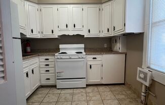 1 bed, 1 bath, $895