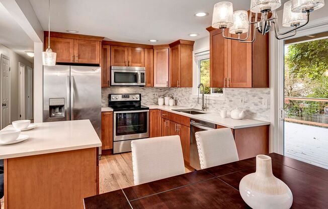 4 beds, 2 baths, $3,500
