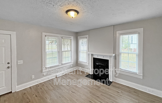 5 E BELVUE RD
