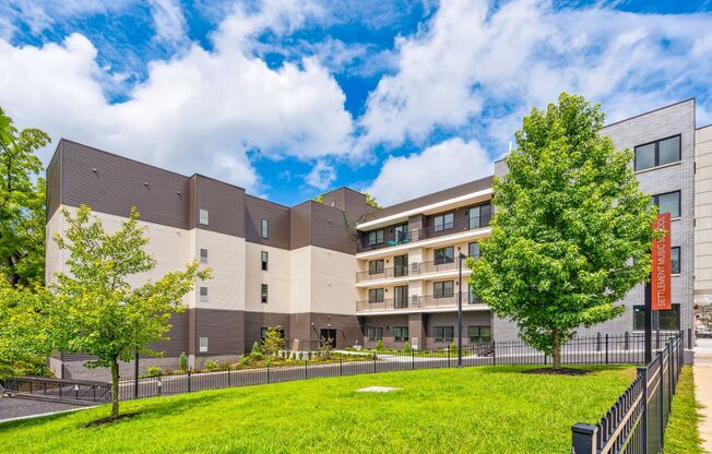 2 beds, 2 baths, 858 sqft, $1,795, Unit E04