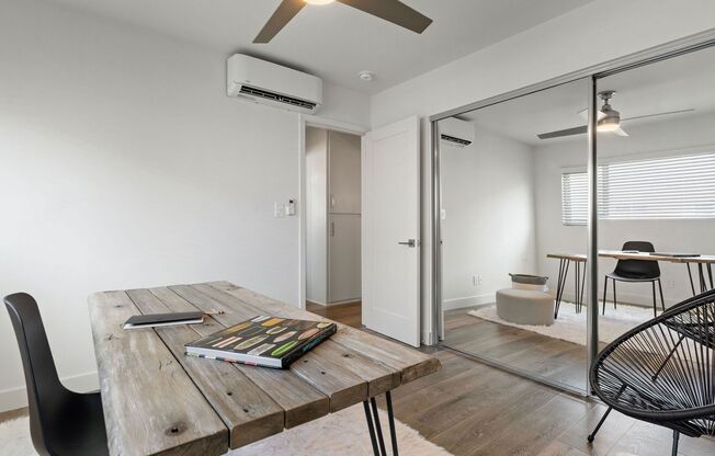 2 beds, 2 baths, 949 sqft, $3,375, Unit 21