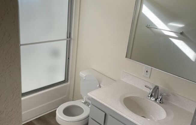 Studio, 1 bath, 414 sqft, $1,595, Unit 103