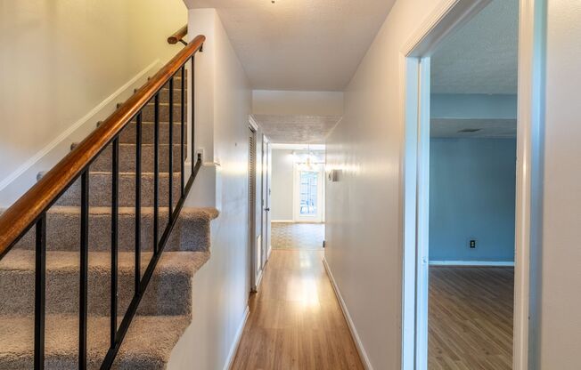 110 Woodlake Drive - Four Seasons Townhome!