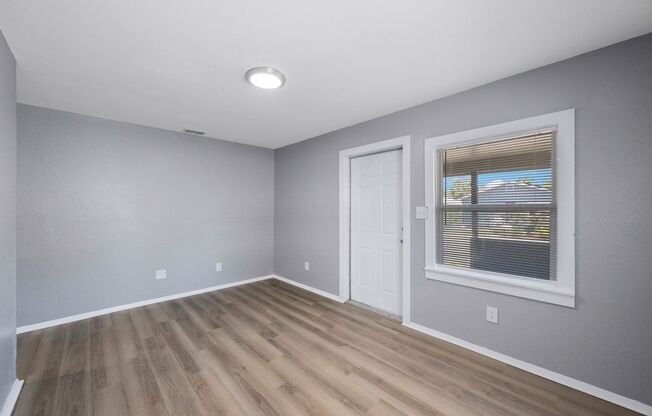 Cute 3bdrm/1bath House ** Section 8 OK ** Ready Now