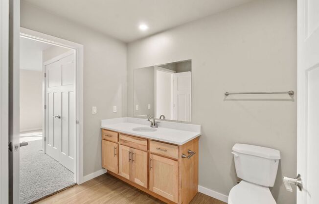 1 bed, 1 bath, 1,021 sqft, $1,549.99, Unit 194-05