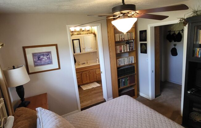 3 beds, 2 baths, $2,300