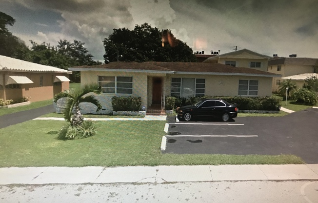 2525 PIERCE ST - SUNMAX HOLLYWOOD