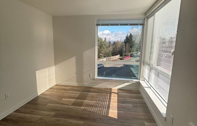 1 bed, 1 bath, 471 sqft, $1,700, Unit 310