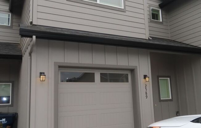 2587Justine - FH