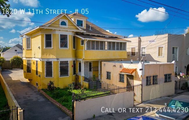 1820 W 11 ST