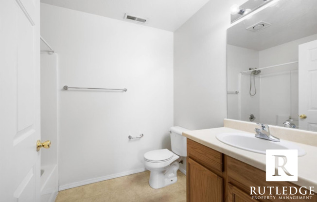 2 beds, 2 baths, 960 sqft, $1,295, Unit Unit D