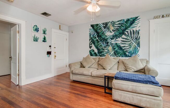 Charming 1bed/1bath Condo for rent in the Eola Heights neighborhood of Downtown Orlando!