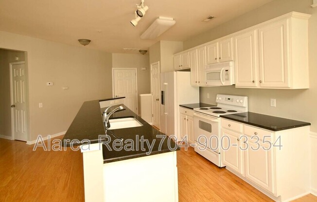 3282 MARGELLINA DR