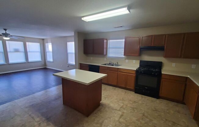 3 beds, 2 baths, $2,150