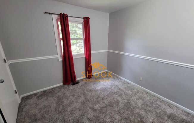 3 beds, 2 baths, $2,450