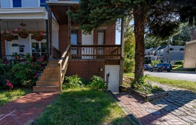 4301 Falls Rd/2 Bed, 3.5 Bath Townhouse in Hampden