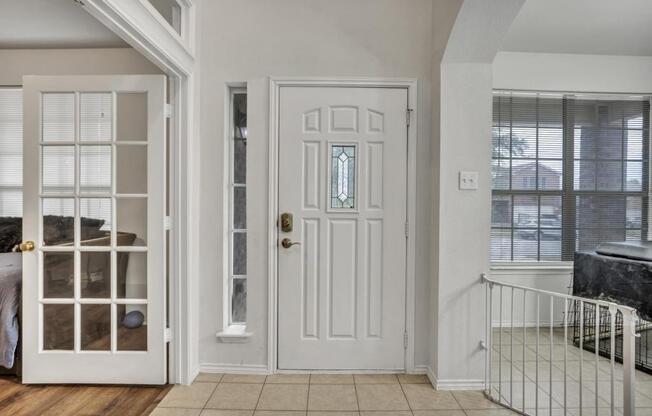 6109 SUELLEN LN