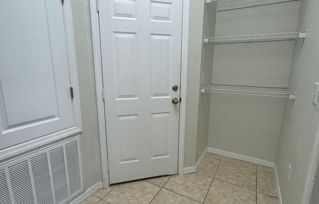 Central Lakeland 3bedroom 2 bath!