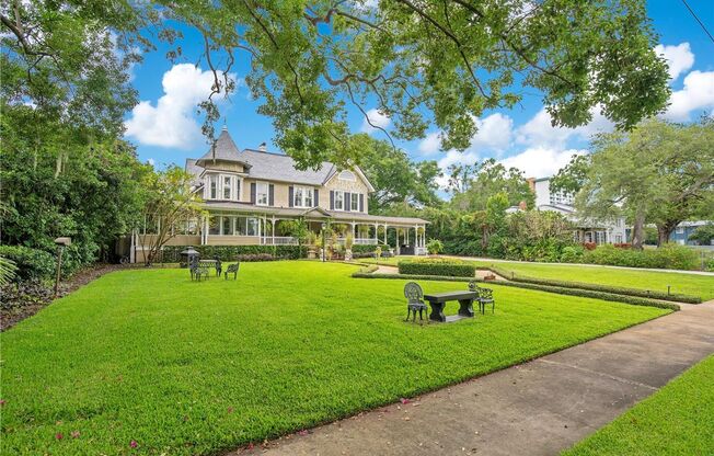 Queen Anne Victorian Estate