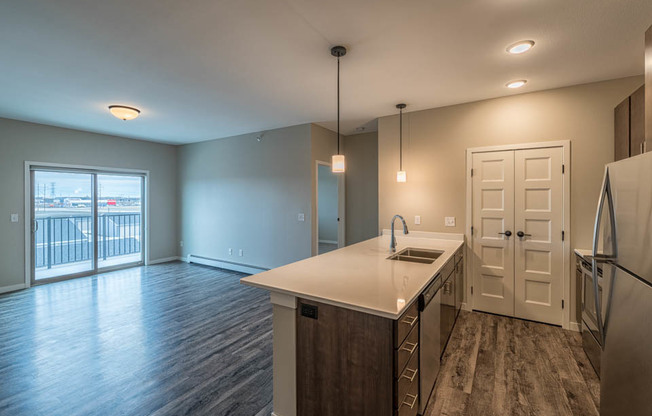 2 beds, 2 baths, 1,044 sqft, $1,355, Unit 116