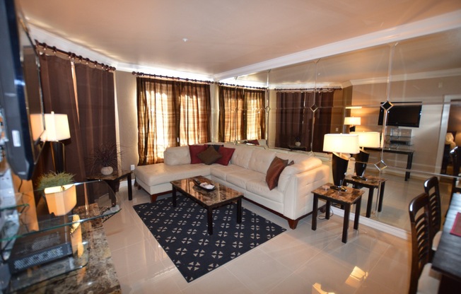 Meridian - Luxury 2 Bed | 2 Bath Condo