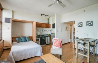 1615 Q St. NW Apt. #512