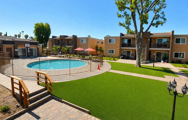 Silver Oaks Apartment Homes