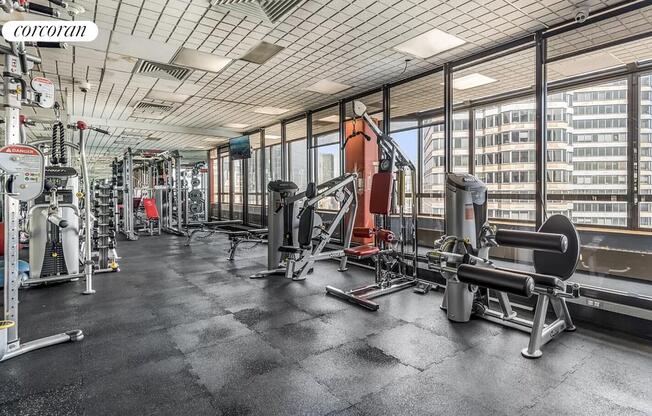 1 bed, 1 bath, 702 sqft, $4,800, Unit 32A