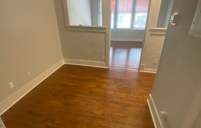 Studio, 1 bath, 314 sqft, $1,450, Unit 4