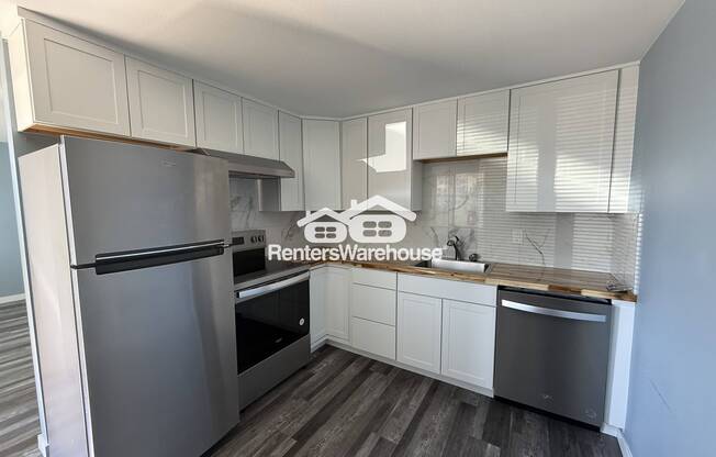 20027 30 AVE S