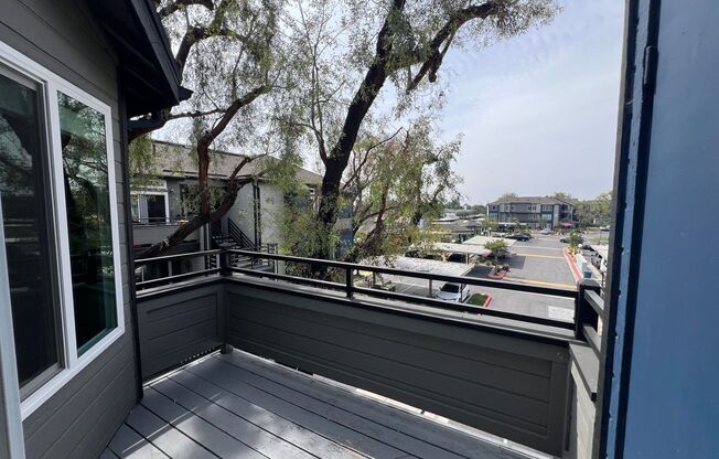 2 beds, 2 baths, 841 sqft, $2,850, Unit E031