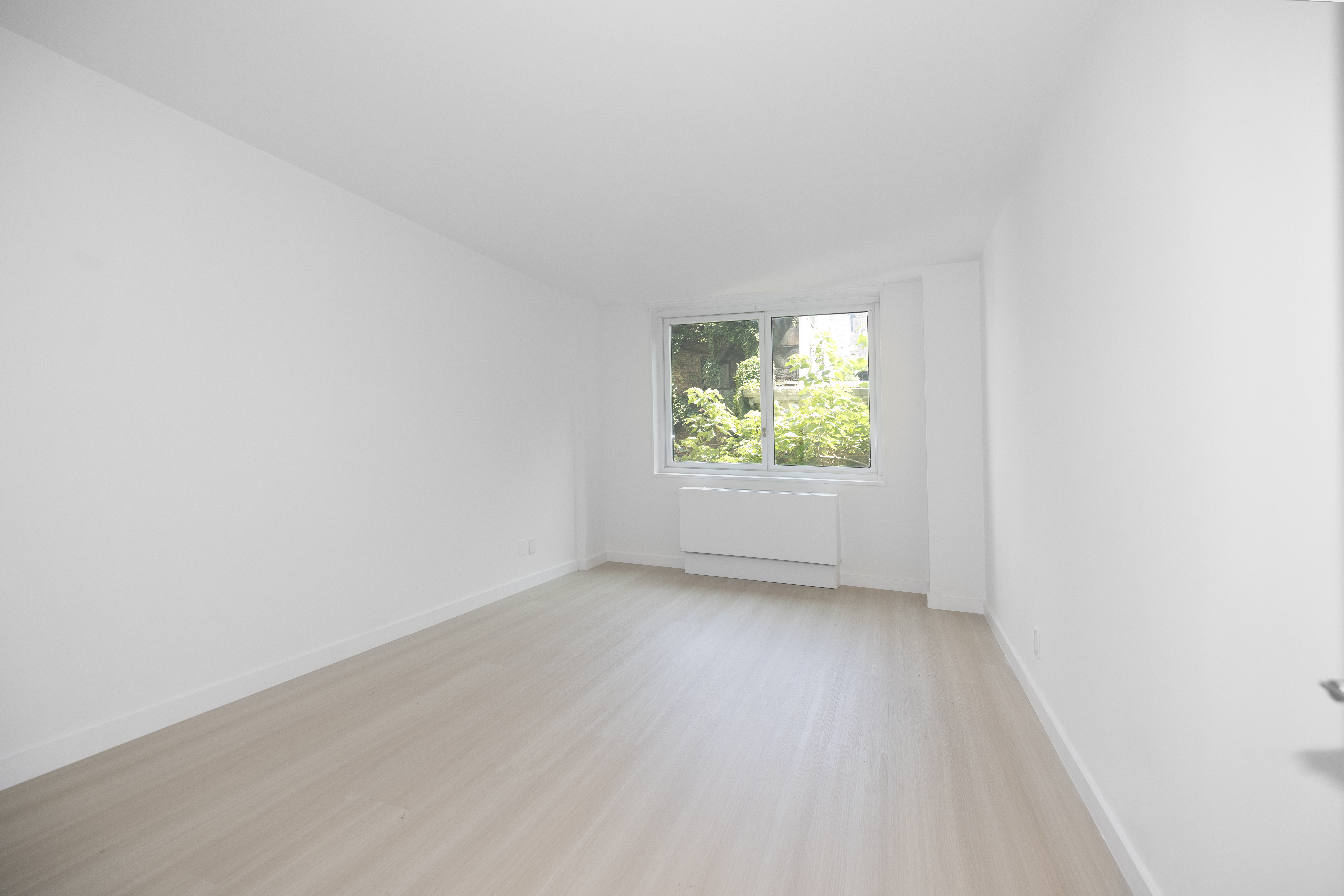 1 bed, 1 bath, $5,695, Unit 4K